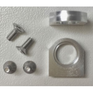 Rear axle holders + screws (x2)