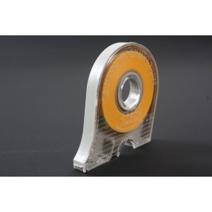 Dispensador con cinta de enmascarar 6 mm